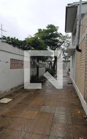 Casa à venda com 198m², 4 quartos e 2 vagasÁrea externa