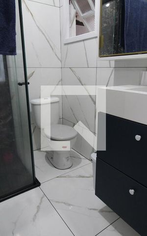 Casa à venda com 198m², 4 quartos e 2 vagasBanheiro 2