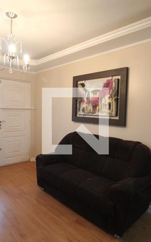 Casa à venda com 198m², 4 quartos e 2 vagasSala