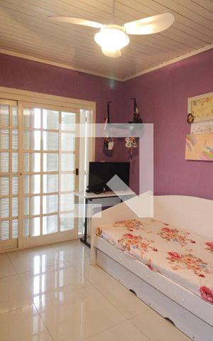 Casa à venda com 198m², 4 quartos e 2 vagasQuarto 2