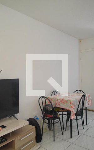 Apartamento à venda com 41m², 2 quartos e 1 vaga Apartamento à venda com 41m², 2 quartos e 1 vagaSala