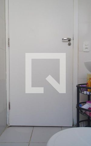 Apartamento à venda com 41m², 2 quartos e 1 vaga Apartamento à venda com 41m², 2 quartos e 1 vagaBanheiro