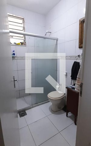 Apartamento à venda com 70m², 3 quartos e sem vaga Apartamento à venda com 70m², 3 quartos e sem vagaBanheiro