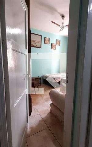 Apartamento à venda com 70m², 3 quartos e sem vaga Apartamento à venda com 70m², 3 quartos e sem vagaCorredor