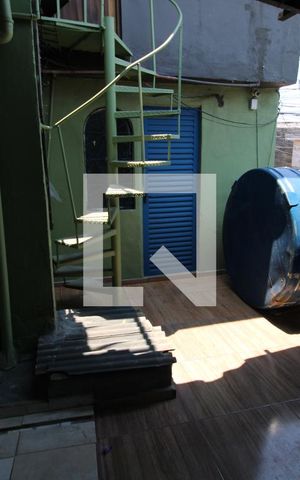 Casa de condomínio à venda com 130m², 8 quartos e 2 vagasÁrea de Serviço