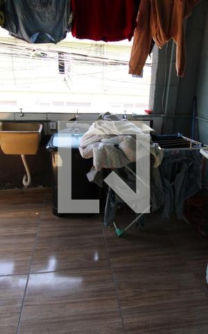 Casa de condomínio à venda com 130m², 8 quartos e 2 vagasÁrea de Serviço