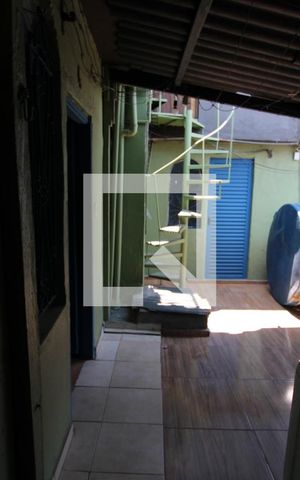 Casa de condomínio à venda com 130m², 8 quartos e 2 vagasÁrea de Serviço
