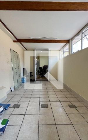 Casa à venda com 270m², 3 quartos e 2 vagas Casa à venda com 270m², 3 quartos e 2 vagasQuarto 2