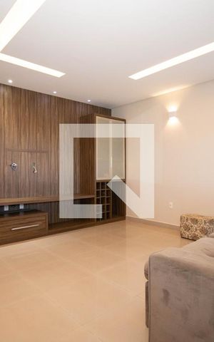Casa de condomínio à venda com 200m², 2 quartos e 2 vagas Casa de condomínio à venda com 200m², 2 quartos e 2 vagasSala