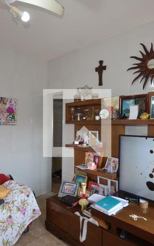 Casa à venda com 223m², 3 quartos e 2 vagasSala