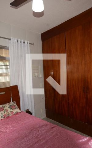 Casa à venda com 223m², 3 quartos e 2 vagasQuarto 1