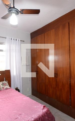 Casa à venda com 223m², 3 quartos e 2 vagasQuarto 1