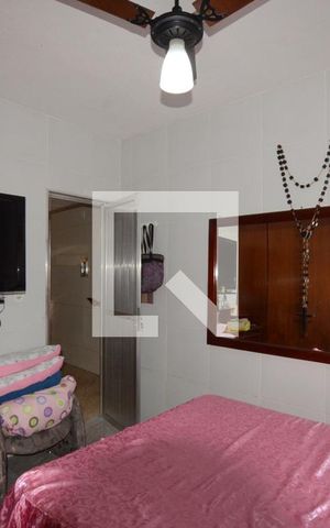 Casa à venda com 223m², 3 quartos e 2 vagasQuarto 1