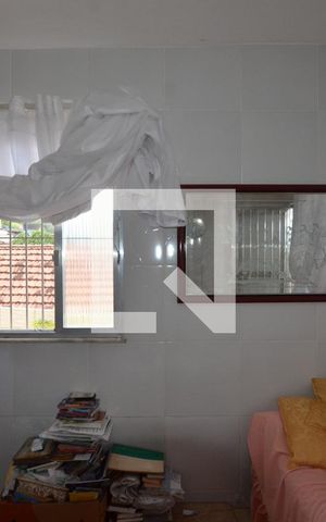 Casa à venda com 223m², 3 quartos e 2 vagasSala