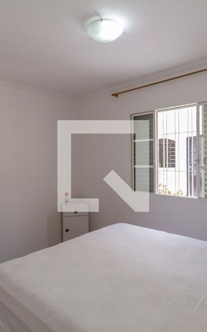 Casa para alugar com 480m², 6 quartos e 4 vagas Casa para alugar com 480m², 6 quartos e 4 vagasQuarto 2
