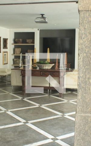 Casa à venda com 1054m², 3 quartos e 3 vagasDetalhe Sala