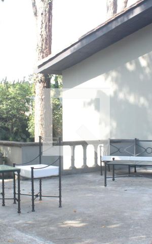 Casa à venda com 1054m², 3 quartos e 3 vagasVaranda