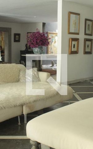 Casa à venda com 1054m², 3 quartos e 3 vagasSala 1