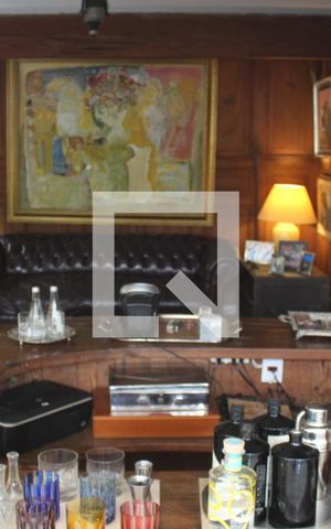 Casa à venda com 1054m², 3 quartos e 3 vagasSala Bar