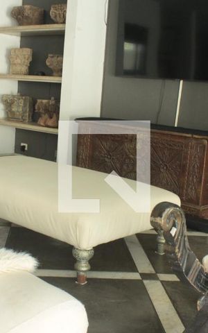 Casa à venda com 1054m², 3 quartos e 3 vagasSala 1