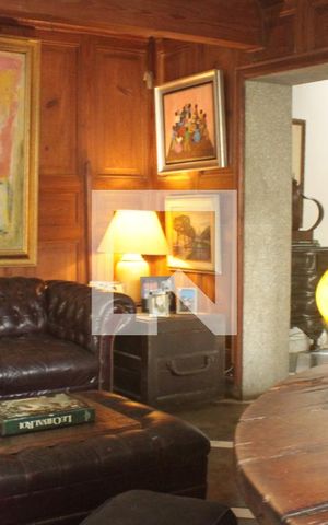 Casa à venda com 1054m², 3 quartos e 3 vagasSala Bar