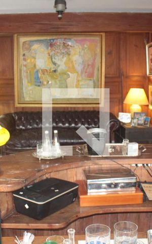 Casa à venda com 1054m², 3 quartos e 3 vagasSala Bar