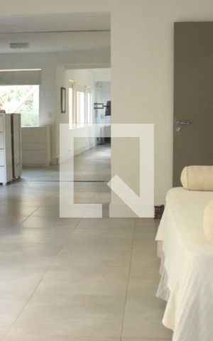 Casa à venda com 1054m², 3 quartos e 3 vagasQuarto 2 - Suíte