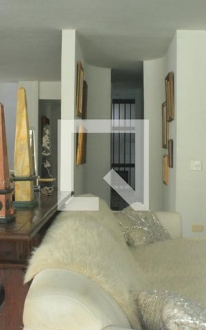 Casa à venda com 1054m², 3 quartos e 3 vagasSala 1