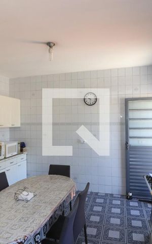 Casa para alugar com 500m², 2 quartos e 2 vagasCozinha