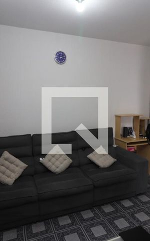 Casa para alugar com 500m², 2 quartos e 2 vagasSala de TV
