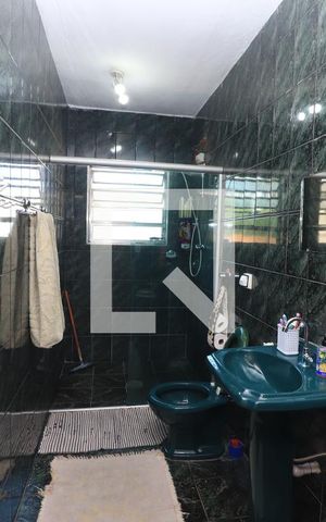 Casa para alugar com 500m², 2 quartos e 2 vagasBanheiro