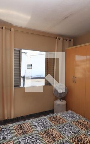 Casa para alugar com 500m², 2 quartos e 2 vagasQuarto 2