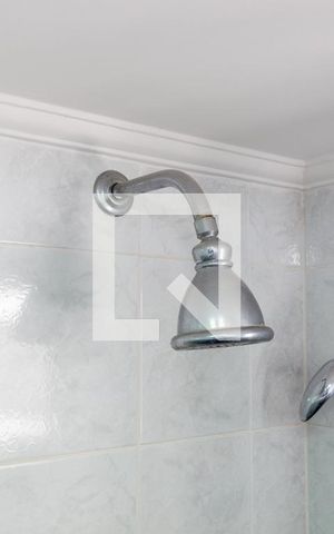 Apartamento à venda com 118m², 3 quartos e 3 vagas Apartamento à venda com 118m², 3 quartos e 3 vagasDetalhe Banheiro - Suíte 2
