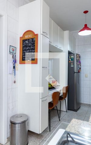 Apartamento à venda com 118m², 3 quartos e 3 vagas Apartamento à venda com 118m², 3 quartos e 3 vagasCozinha