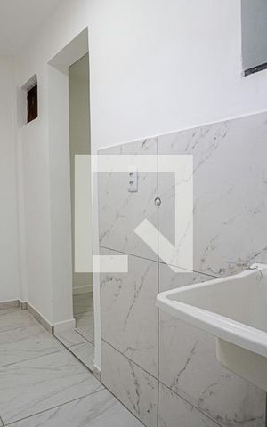 Casa para alugar com 45m², 1 quarto e sem vaga Casa para alugar com 45m², 1 quarto e sem vagaÁrea de Serviço