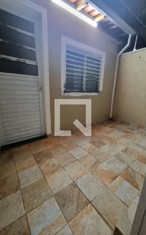 Casa à venda com 114m², 3 quartos e 1 vaga