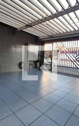 Casa à venda com 178m², 3 quartos e 2 vagas