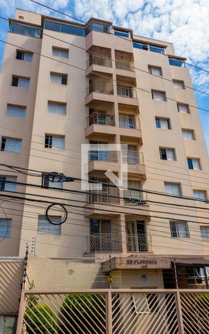 Apartamento à venda com 76m², 3 quartos e 1 vaga Apartamento à venda com 76m², 3 quartos e 1 vagaFachada