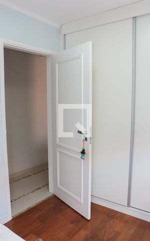 Casa à venda com 140m², 3 quartos e 2 vagas Casa à venda com 140m², 3 quartos e 2 vagasQuarto 1