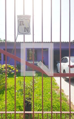 Casa à venda com 147m², 3 quartos e 2 vagasFachada