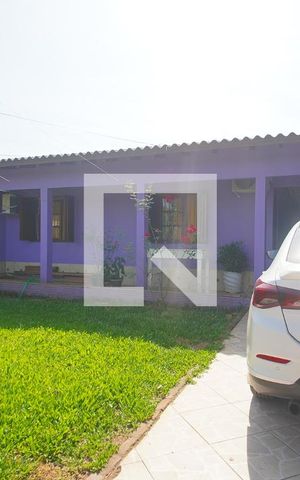 Casa à venda com 147m², 3 quartos e 2 vagasFachada