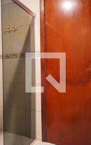 Casa à venda com 147m², 3 quartos e 2 vagasBanheiro 1