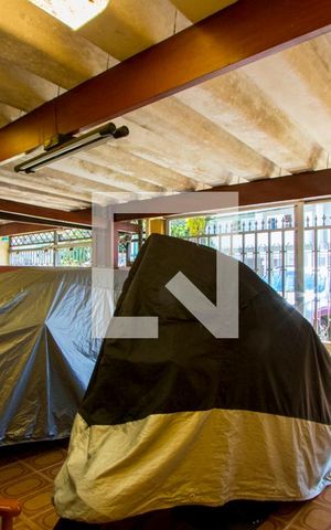 Casa à venda com 180m², 3 quartos e 2 vagas Casa à venda com 180m², 3 quartos e 2 vagasVaga da garagem