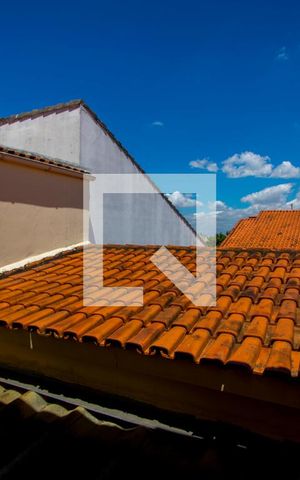 Casa à venda com 180m², 3 quartos e 2 vagas Casa à venda com 180m², 3 quartos e 2 vagasVista do quarto 3