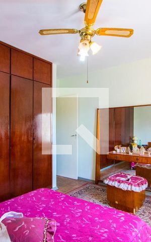 Casa à venda com 180m², 3 quartos e 2 vagas Casa à venda com 180m², 3 quartos e 2 vagasQuarto 1