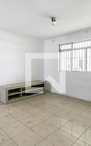 Casa à venda com 220m², 3 quartos e 2 vagasSala