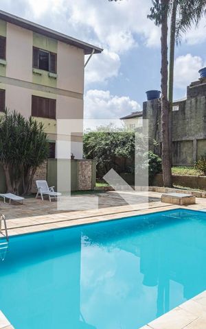 Apartamento à venda com 110m², 3 quartos e 1 vaga Apartamento à venda com 110m², 3 quartos e 1 vagaPiscina