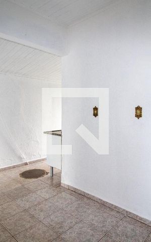 Casa para alugar com 275m², 2 quartos e 4 vagas Casa para alugar com 275m², 2 quartos e 4 vagasCopa