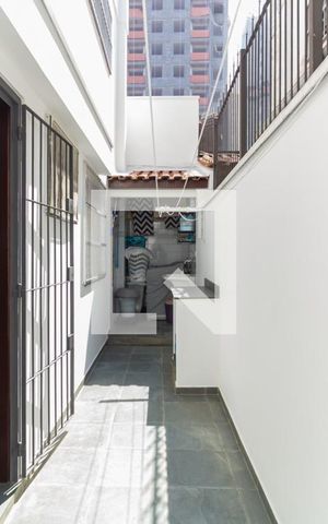 Casa à venda com 193m², 4 quartos e 4 vagas Casa à venda com 193m², 4 quartos e 4 vagasLavanderia