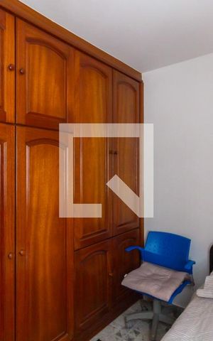 Casa à venda com 193m², 4 quartos e 4 vagas Casa à venda com 193m², 4 quartos e 4 vagasQuarto de Serviço